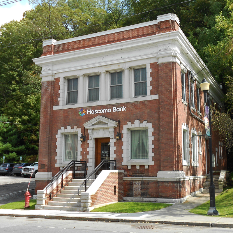 facade of Mascoma Bank in Bethel, VT