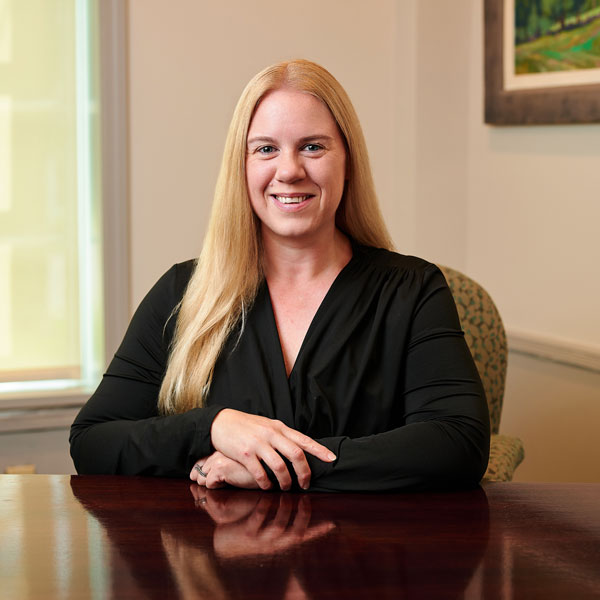 Jessica Duncklee Headshot
