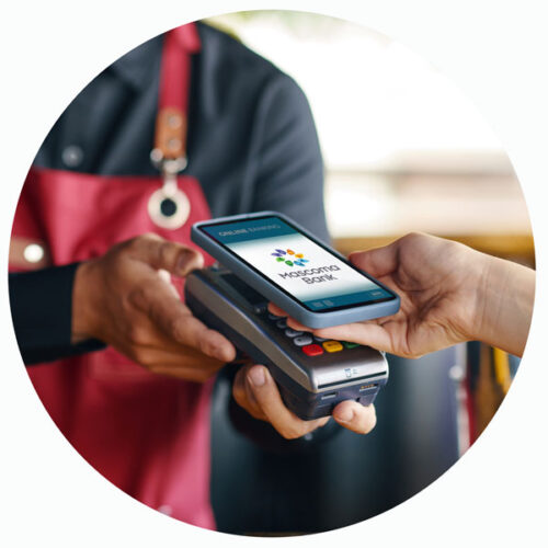 MB_Debit-Touchless_iStock-2106610317_600pxCircle